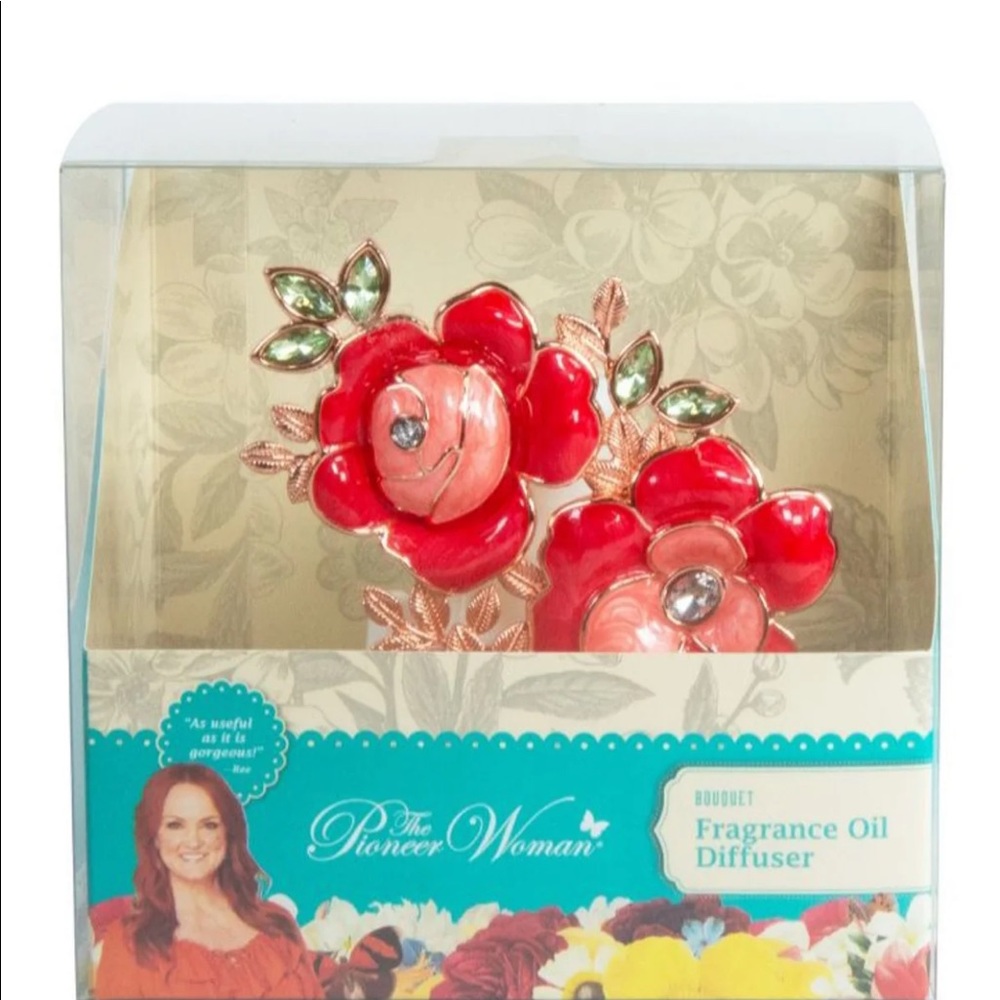 New pioneer woman bouquet oil diffuser